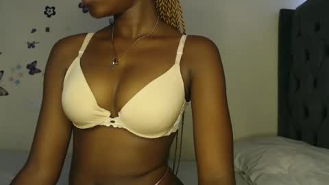 Sweetsinxx1 online show from September 9, 11:21 am