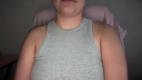 sweetssmashed online show from June 15, 8:23 pm