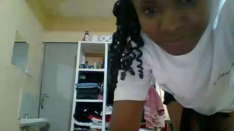 sweett_kimmie online show from May 8, 8:14 pm