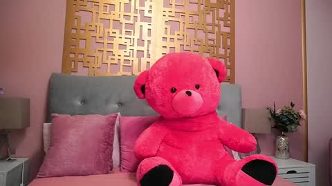 SweettLuna online show from April 9, 8:36 pm