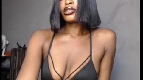 sweetxxboobsx online show from March 5, 12:14 pm