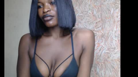 sweetxxboobsx online show from September 24, 10:38 pm