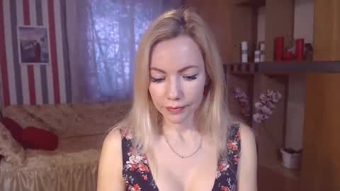 Sweety friend online show from May 22, 1:07 pm