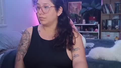 sweetyamii online show from July 23, 2:31 am