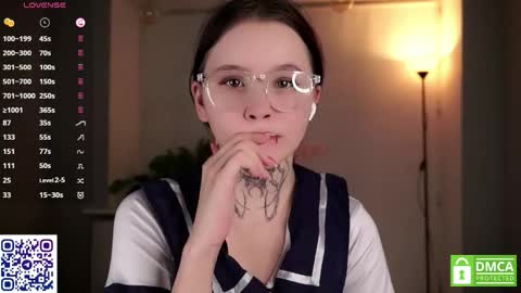 Astrid online show from November 24, 7:01 pm