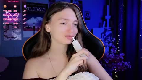 swettymolly online show from June 24, 1:51 pm