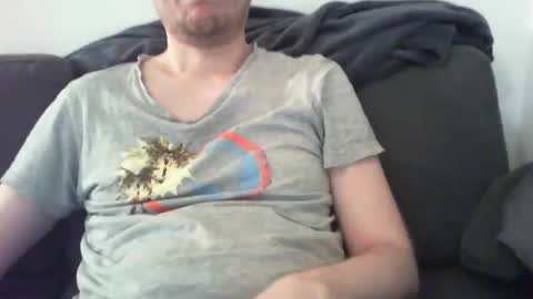 M online show from February 21, 6:15 pm