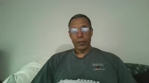 swimmerbod2495 online show from April 12, 2:21 pm