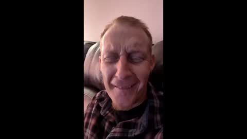 swollenmembers25 online show from February 17, 6:29 pm