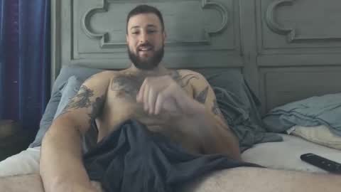 swoozy_ online show from November 20, 6:16 pm