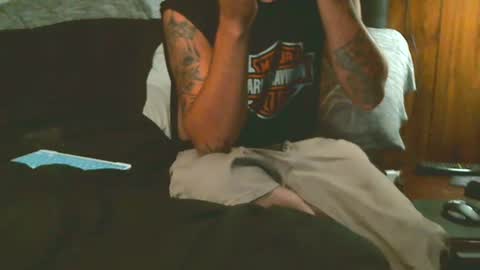 Snapshot of sydetrak4469 chatting on October 13, 10:45 pm Syde online show from October 13, 10:45 pm