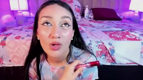 Sylvia Leos online show from January 28, 5:46 pm