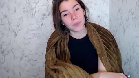 SyrenDixon online show from December 4, 12:43 am