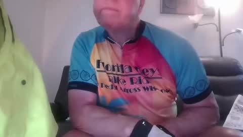 tacrunner66_ online show from June 5, 1:49 pm