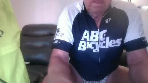 tacrunner66_ online show from July 24, 1:41 pm