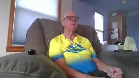 tacrunner66_ online show from October 2, 9:24 pm