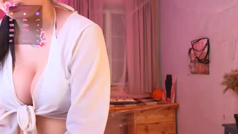 Lizzy online show from November 1, 3:11 pm