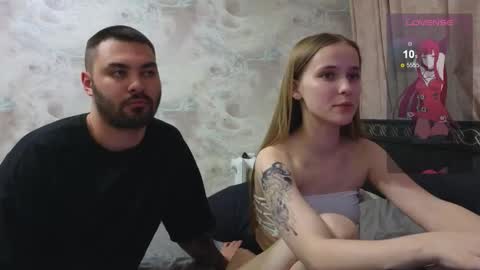 taiti_fox_cub online show from September 21, 5:50 pm