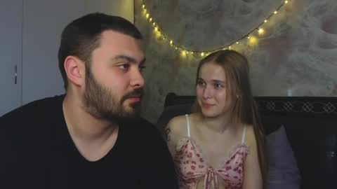 taiti_fox_cub online show from April 7, 1:02 pm