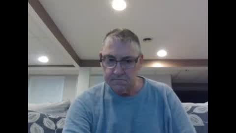 takeitalldown101 online show from February 23, 8:33 pm