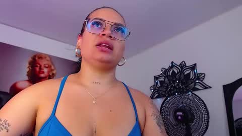 Snapshot of taliana36 chatting on March 3, 12:17 pm taliana36 online show from March 3, 12:17 pm