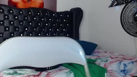 Snapshot of taliana36 chatting on March 3, 3:22 pm taliana36 online show from March 3, 3:22 pm