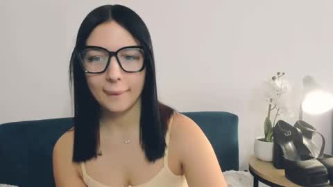 taliasensitive online show from February 16, 11:08 am