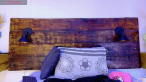    online show from April 5, 10:12 am