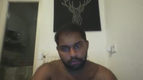 tamilpaiyan09 online show from May 23, 10:28 pm