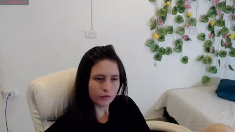 Tania  online show from December 5, 6:38 pm