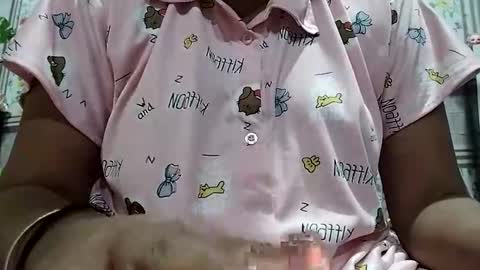 taniya_roy4628 online show from March 25, 1:40 pm