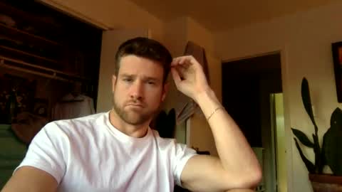 Dr. Love online show from October 1, 11:47 pm