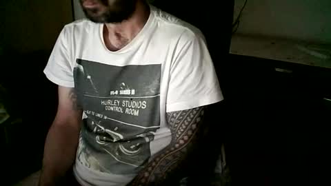 tarado_skype_cam online show from December 22, 5:25 am