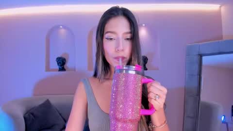 Tara Lawrence online show from January 15, 3:26 am