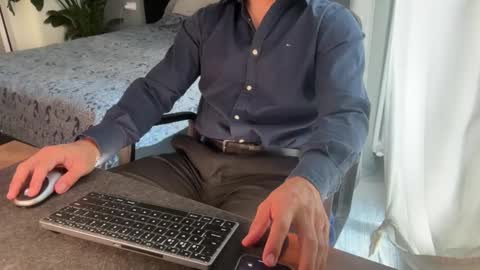 tarquit8 online show from June 7, 8:08 am