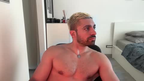 tarquit8 online show from September 21, 7:12 am