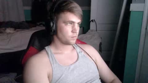 tarus333 online show from October 28, 12:44 am