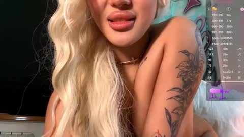 Viola online show from March 8, 2:04 am