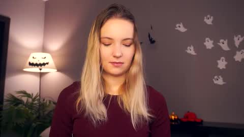 Your Ressie online show from October 31, 7:53 am