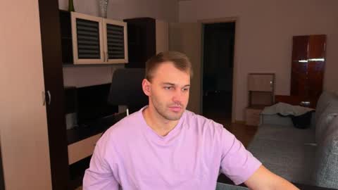 My shows 2100500 UTC3 online show from January 11, 7:20 pm