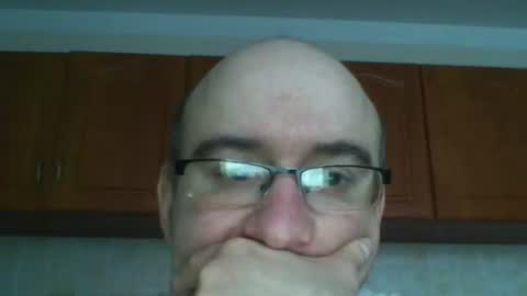 Snapshot of tasty_pony chatting on October 27, 2:39 pm tasty_pony online show from October 27, 2:39 pm