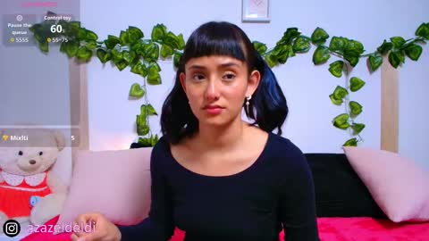 Snapshot of tati_cardenas chatting on September 26, 5:04 am AME online show from September 26, 5:04 am