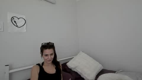 Apple Jucy online show from February 26, 2:26 am