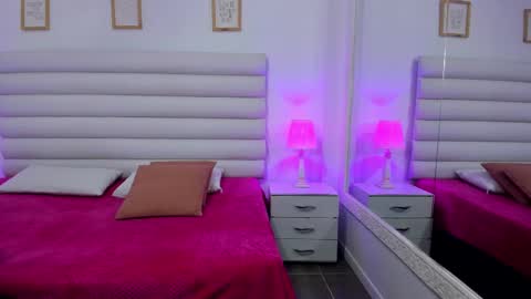 tatiana_arboleda online show from October 2, 2:54 am