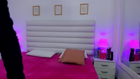 tatiana_arboleda online show from October 22, 11:01 am