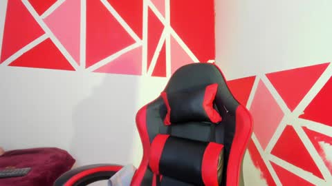 tatiana onnel online show from April 2, 7:43 pm