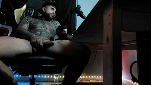 tatted_daddy69 online show from March 20, 5:01 am