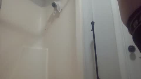 Snapshot of tattoo3333 chatting on March 11, 1:26 am tattoo3333 online show from March 11, 1:26 am