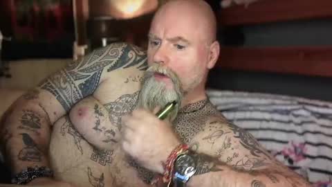 Tattooeddilf 01 online show from December 23, 12:17 am