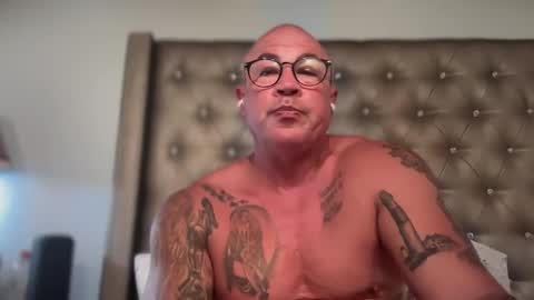 tattoosandabs online show from March 12, 3:57 am